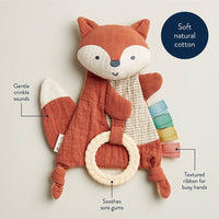 FOX BITZY CRINKLE SENSORY TOWY WITH TEETHER